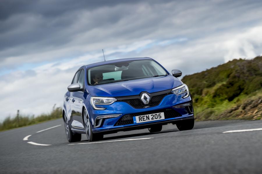  Renault Megane GT 2016 года  (UK) (фото 9 из 39)